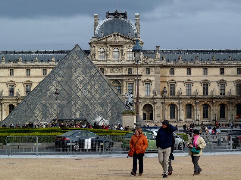 12-04-18-023-Louvre.jpg